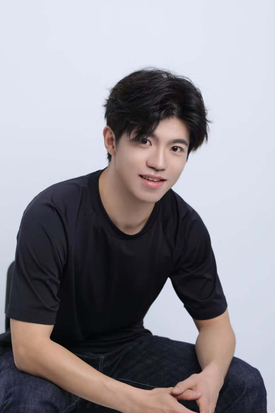 2138CC太阳集团教师——康乃钰