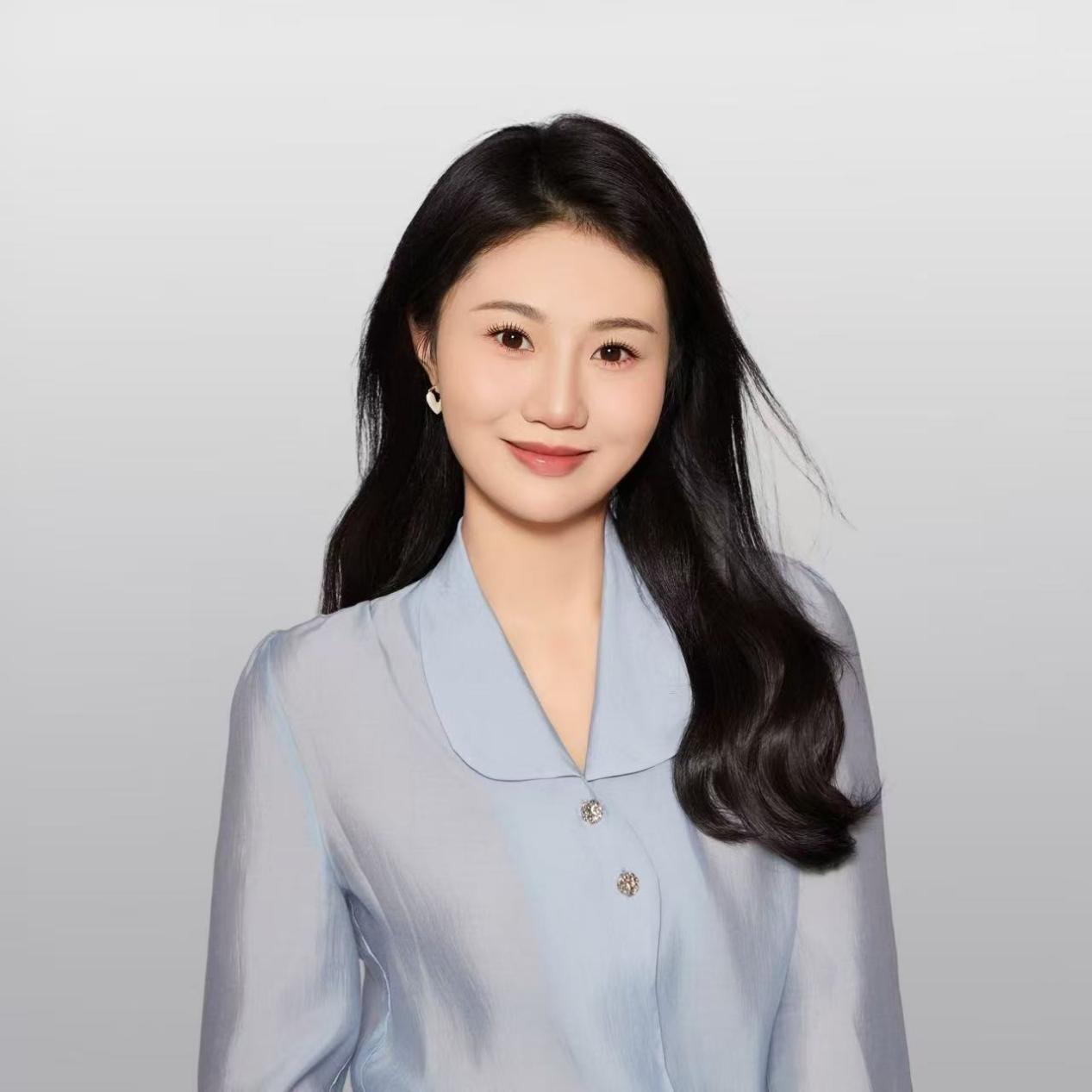 2138CC太阳集团教师——胡晓晗